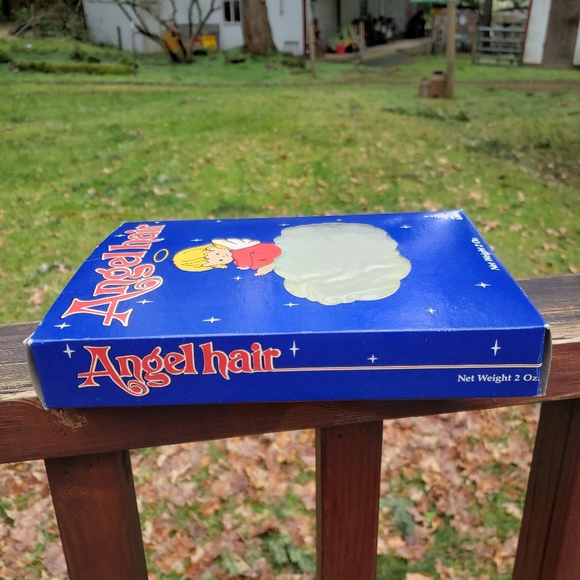 Vintage Angel Hair Spun Glass Union Wadding CO - Made In USA 2oz Box - Picture 8 of 11